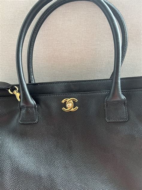 chanel black caviar cerf tote|CHANEL Caviar CC Tote Black 1204423 .